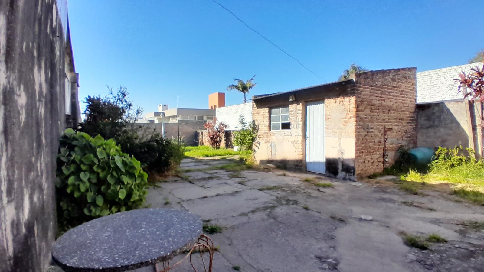 SE VENDE CASA 2 DORMITORIOS ZONA PATRONATO