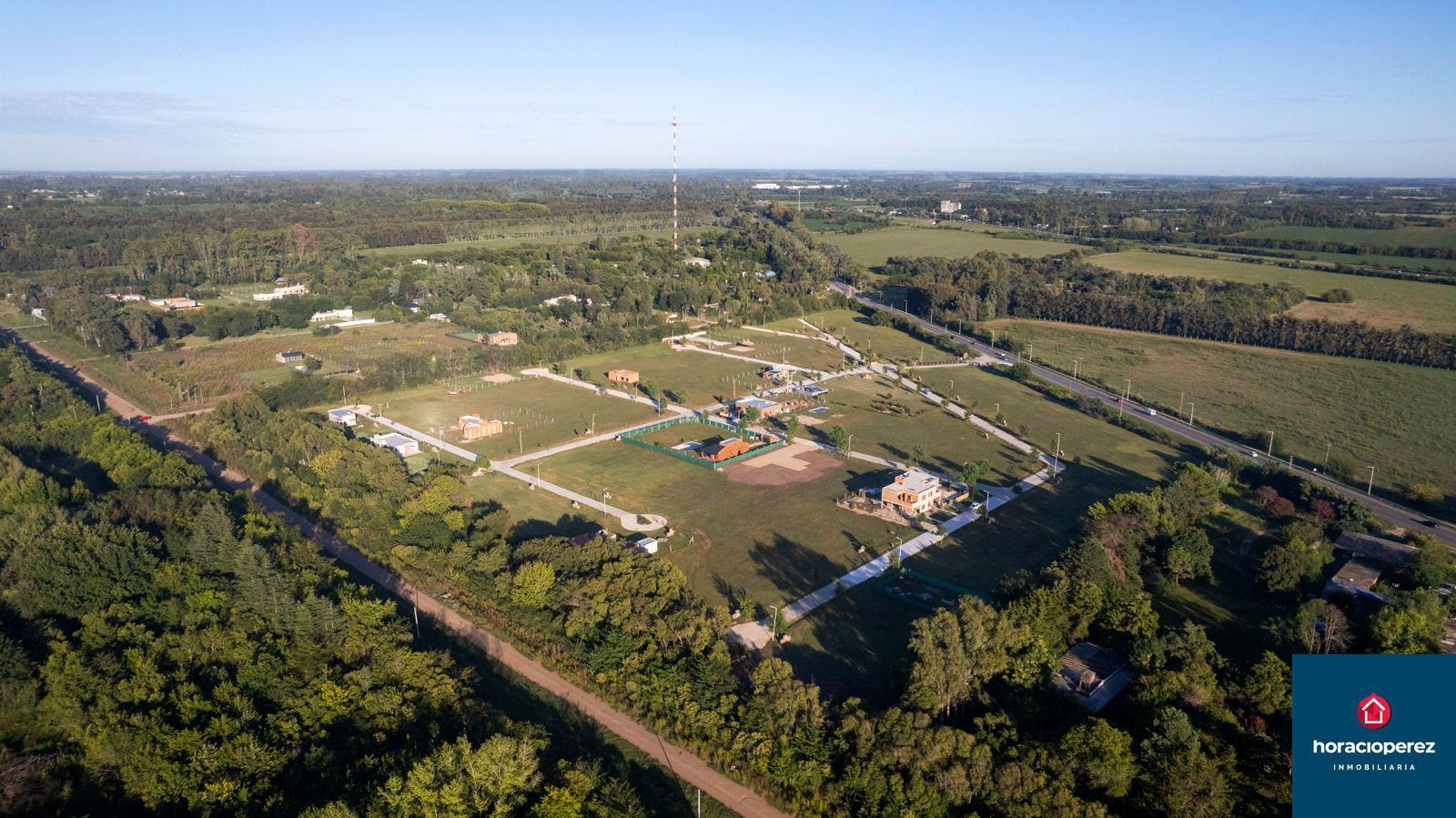 Barrio Parque, Las Tinajas, Luján lote 900 m2  semi cerrado sin expensas