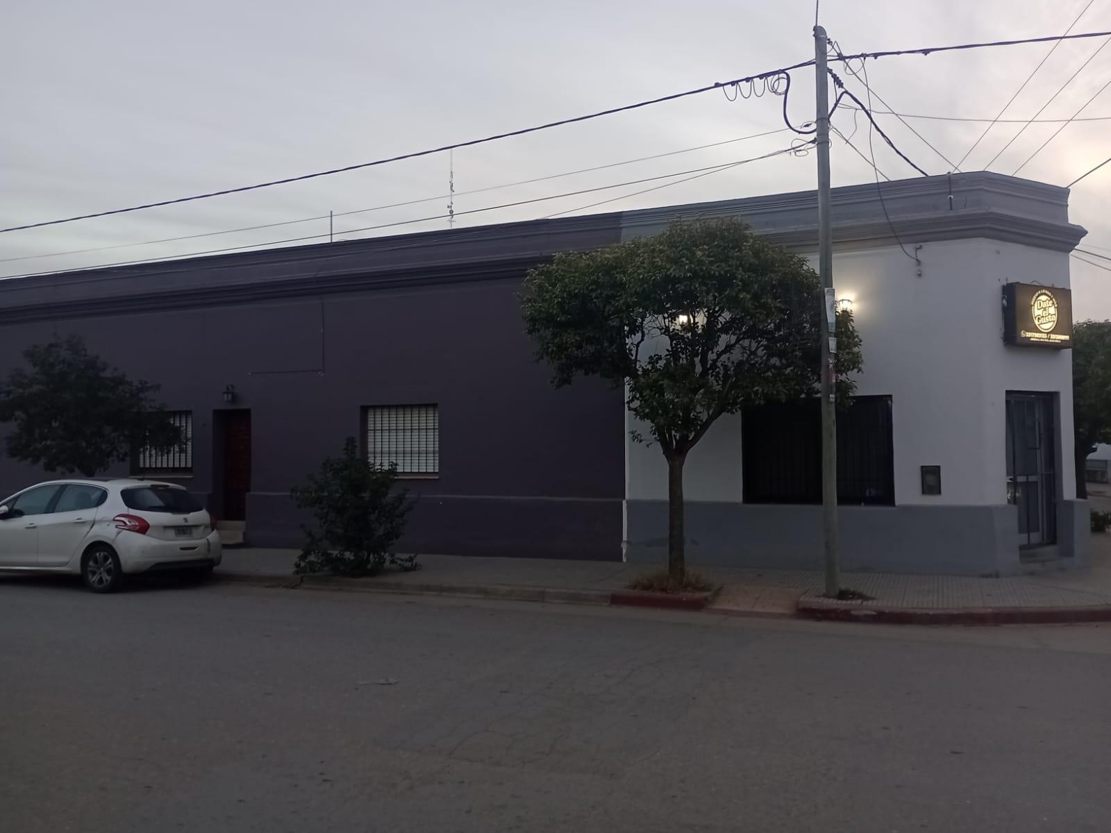 GRAN ESQUINA EN VENTA.- GENERAL ROCA ESQ. GENERAL PAZ - MONTE CRISTO