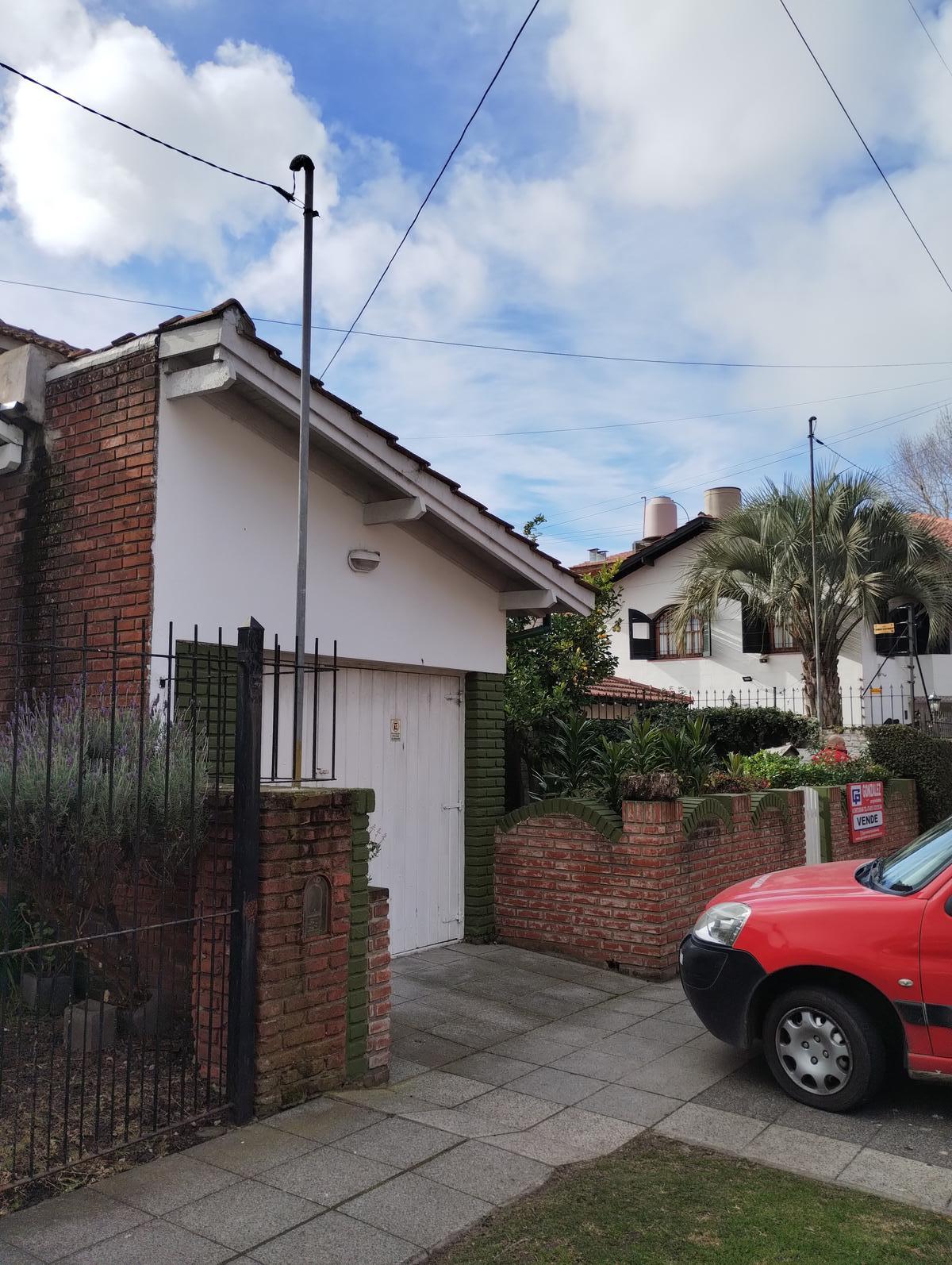 Chalet en Parque Luro - OPORTUNIDAD