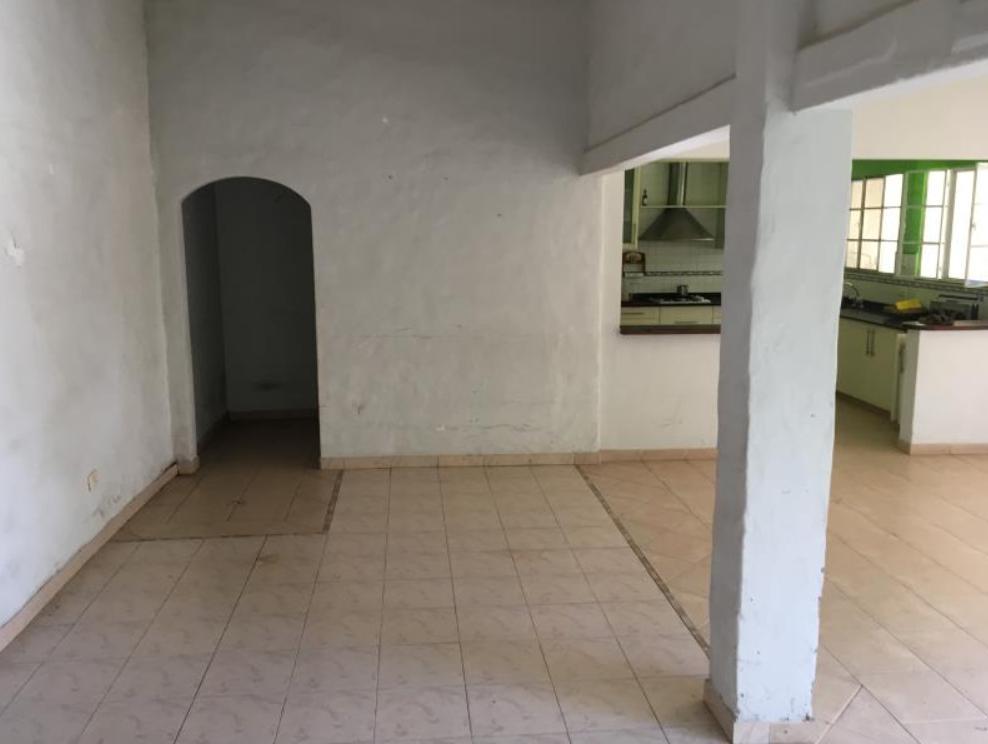 Casa en  venta en calle 72 entre152 y 153