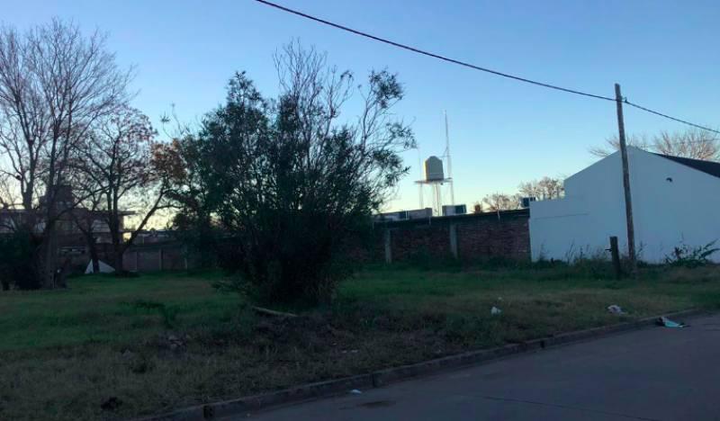 TERRENO- BARRIO CENTENARIO - IDEAL CONSTRUCCIÓN DPTOS.