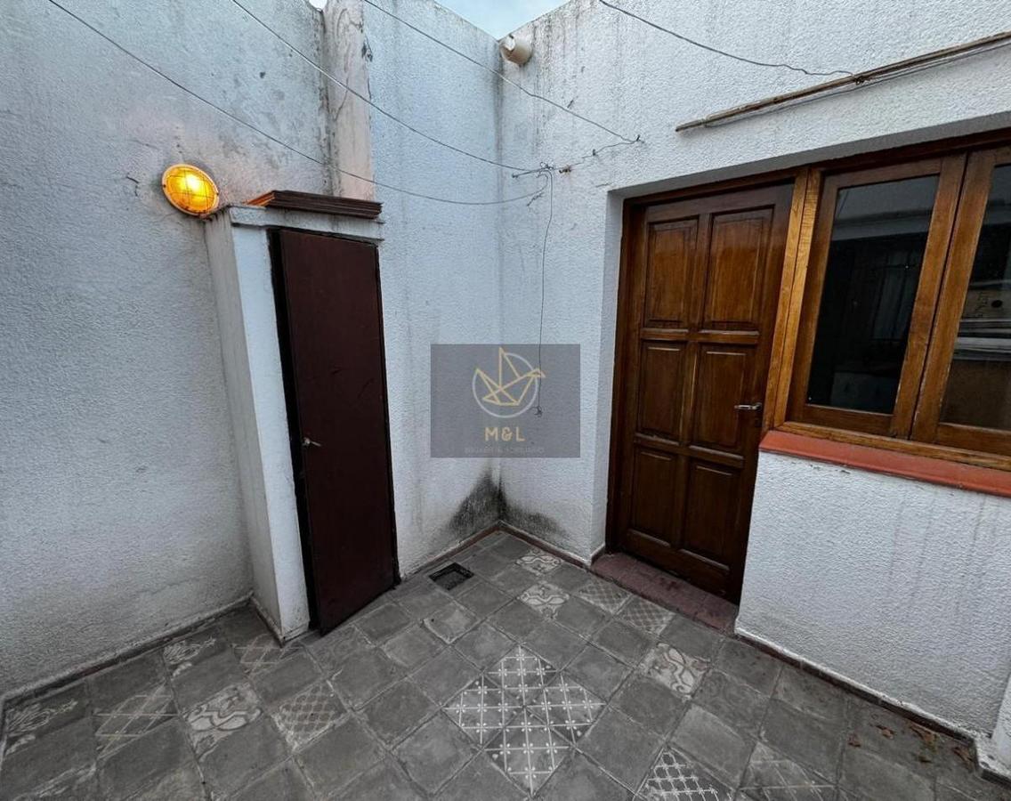 CASA EN VENTA EN QUINTA SECCION CALLE PASO DE LOS ANDES MENDOZA