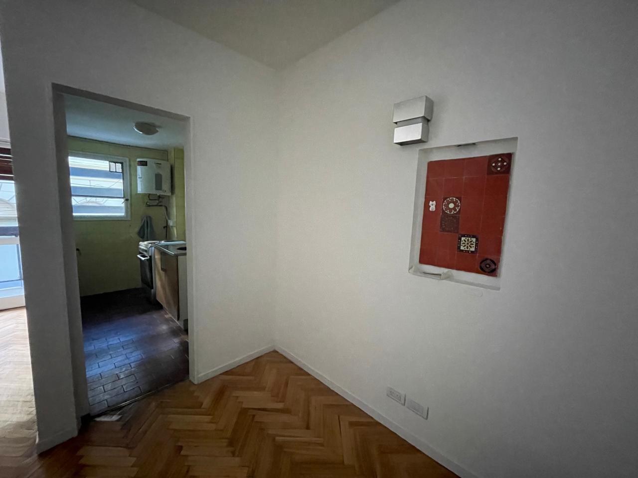 Departamento en venta APTO PROFESIONAL 2 amb al frente super luminoso.