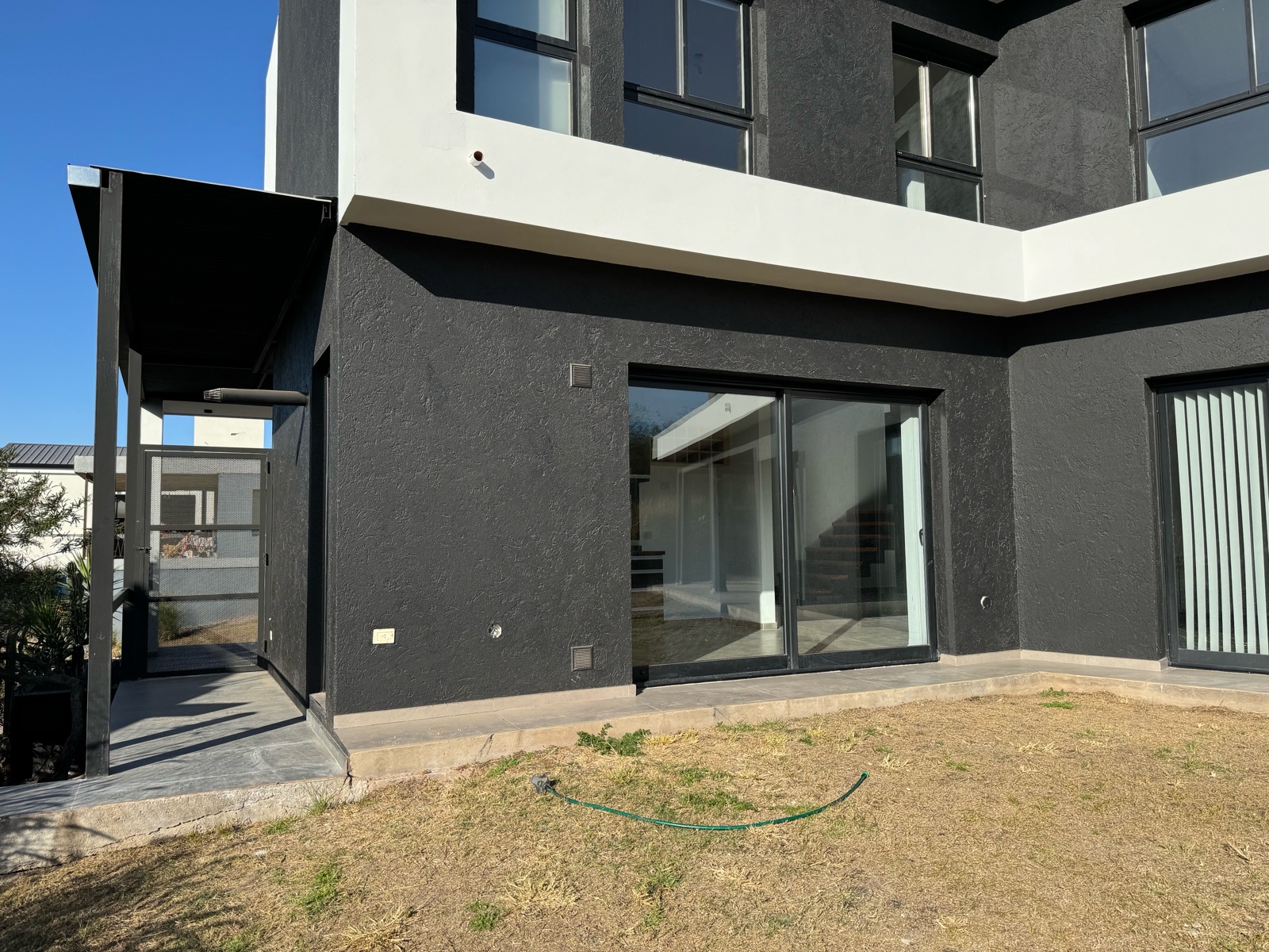 casa en venta a estrenar en Alto Warcalde de 3 dormitorios