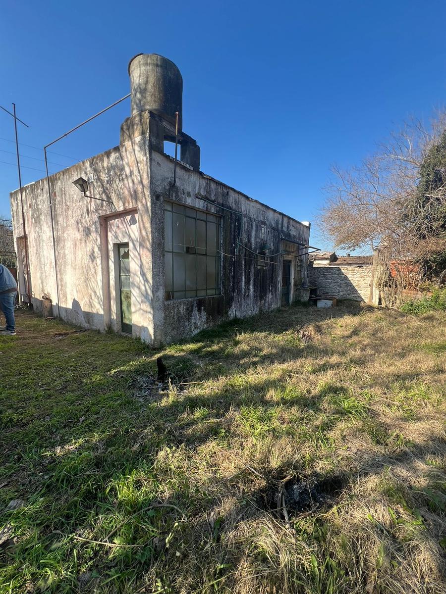 Terreno en Barrio Aguaribay