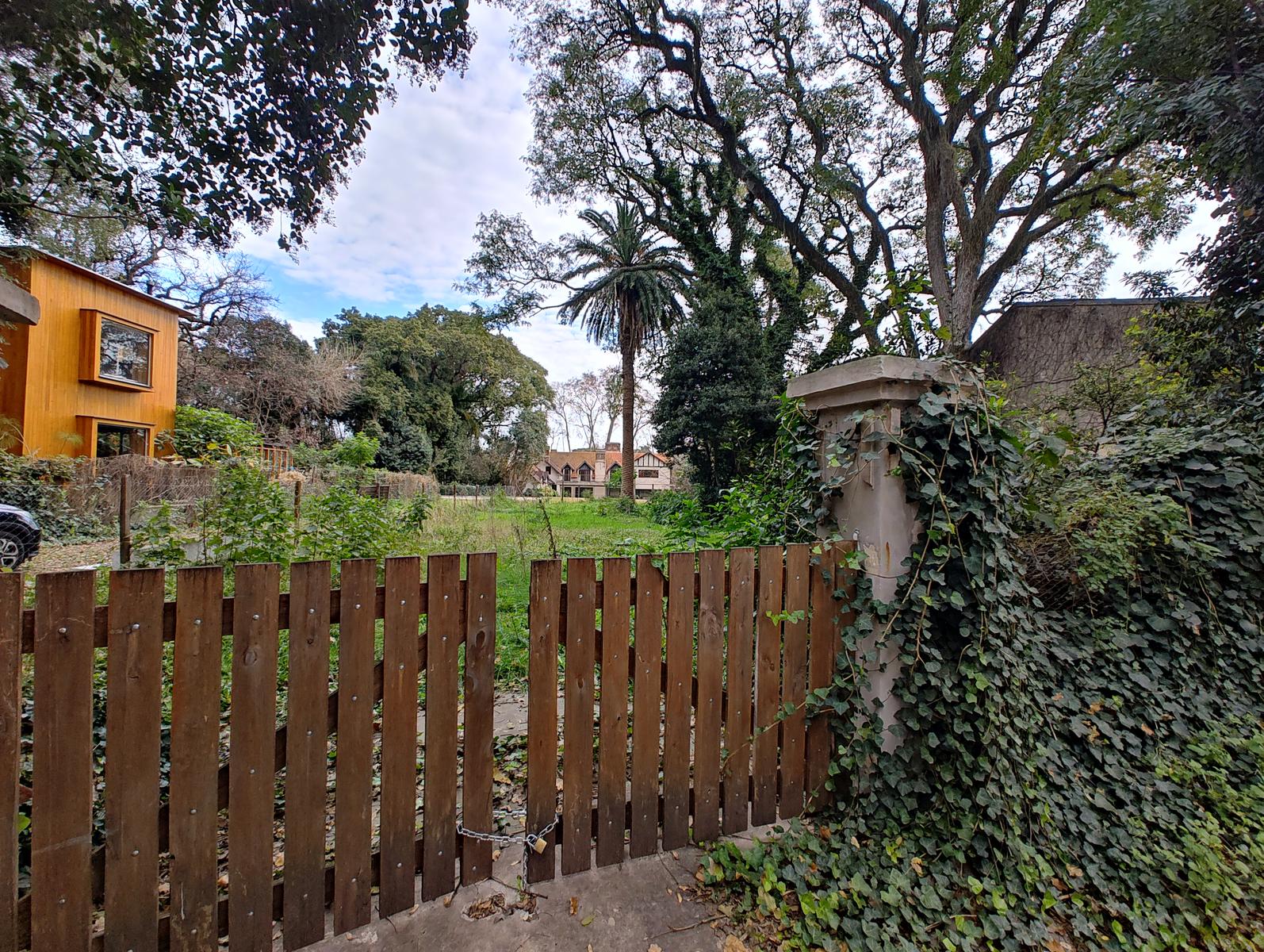 Terreno espectacular en Béccar, frente a Villa Ocampo