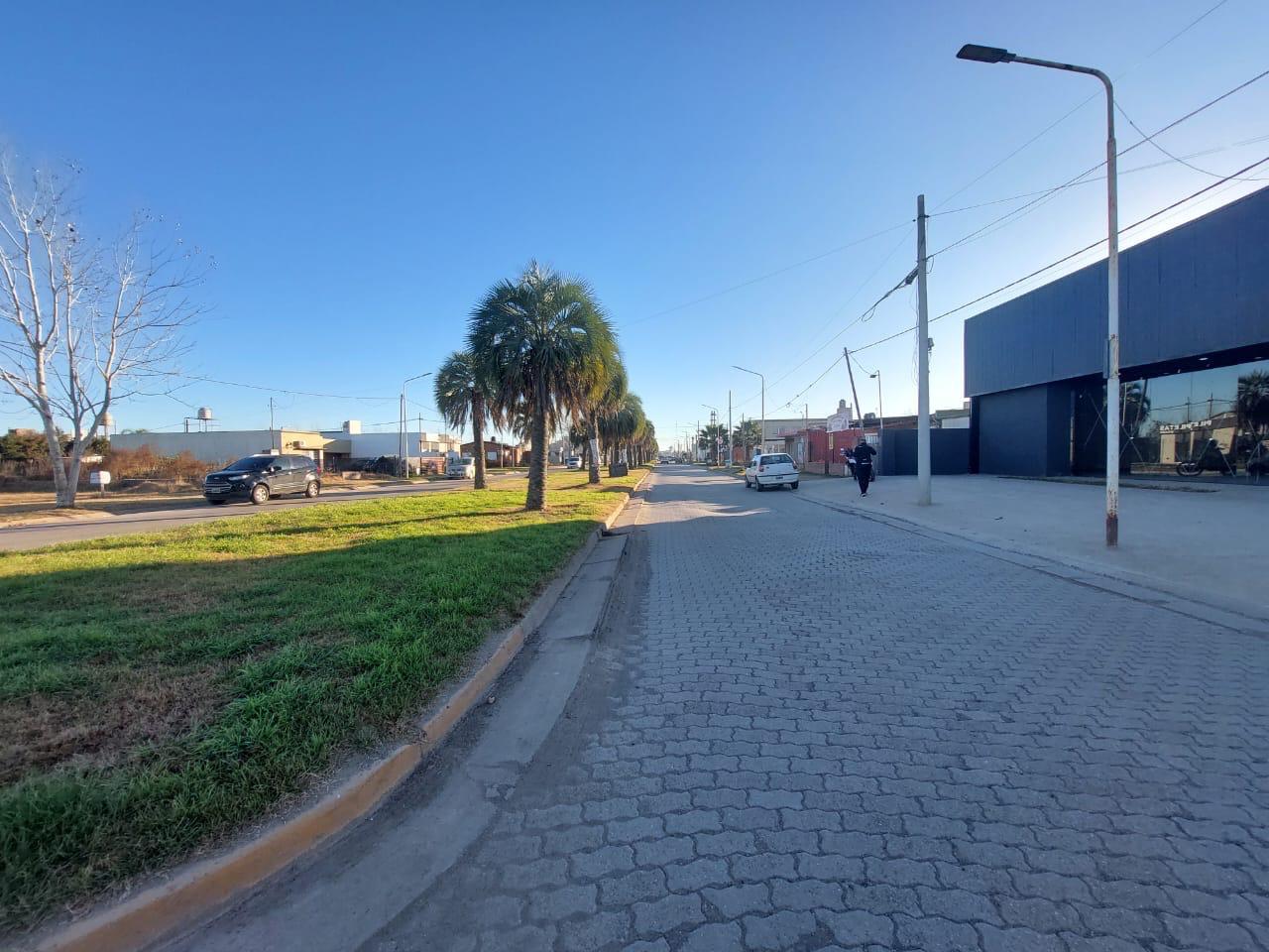 Galpón comercial en alquiler TSIII