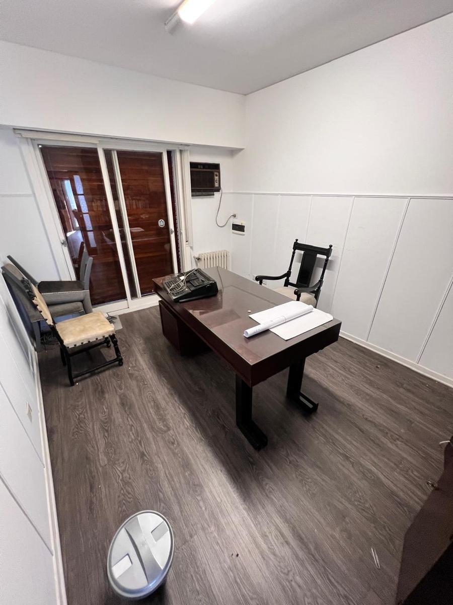 Departamento/ Oficina en  venta en Olivos