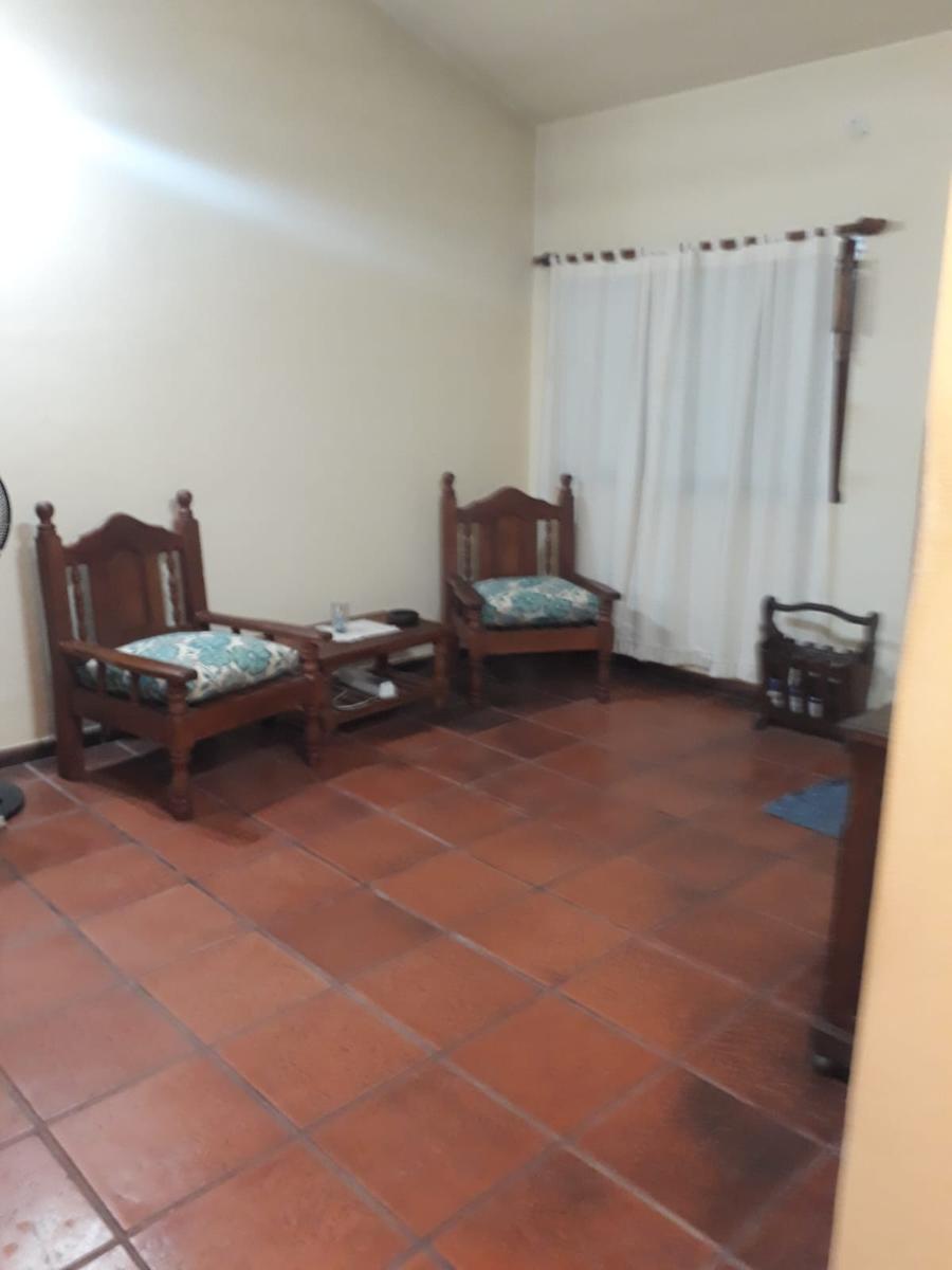 Casa en venta - 2 Dormitorios 1 Baño - Cochera - 555Mts2 - Aguas Verdes