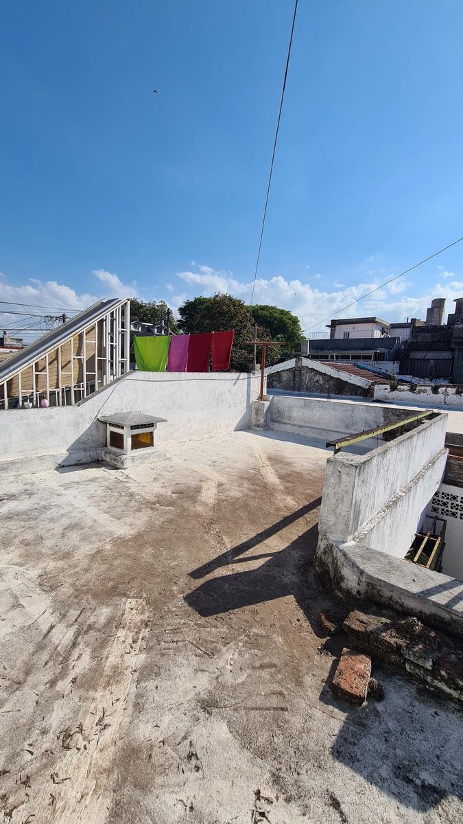 Casa de Pasillo - Un Dormitorio - A Reciclar - España y Hospitales, Rosario