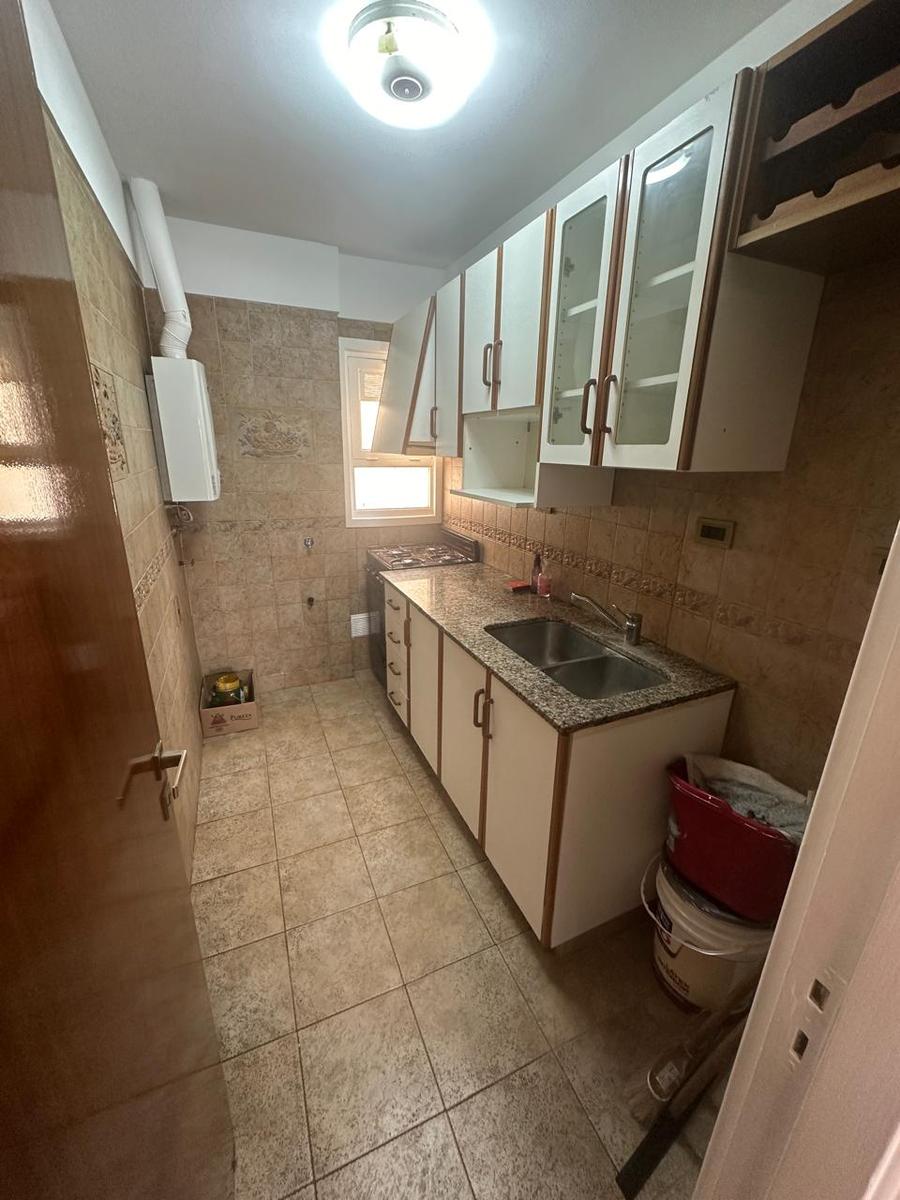 ALQUILER 24 MESES DEPARTAMENTO 3 AMBIENTES CON BALCON Y COCHERA - ZONA PLAZA COLON