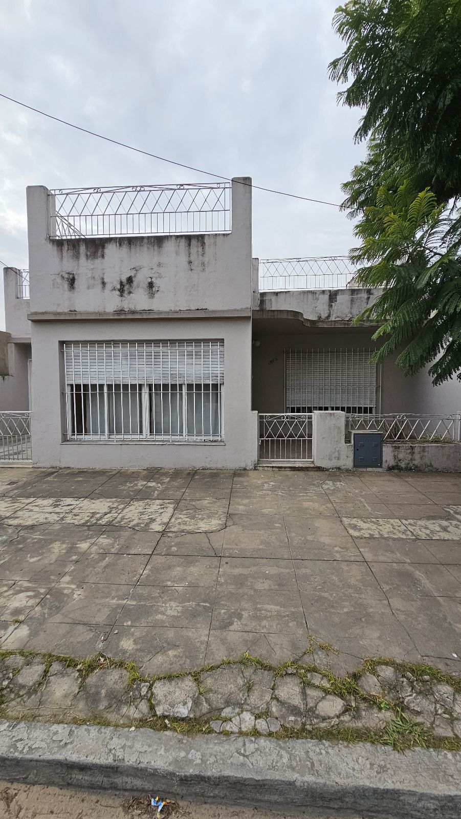 Casa en venta - Isidro Casanova