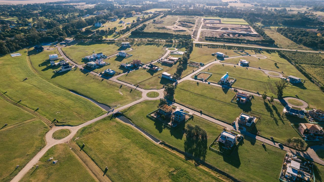 VENTA  LOTE CASONAS DEL HARAS  LOMADA