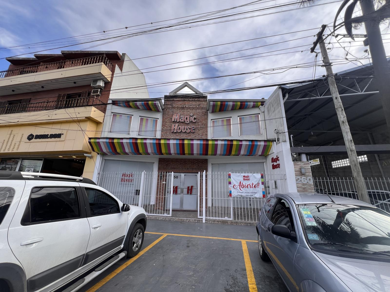 VENTA DE LOCAL COMERCIAL EN SAN ISIDRO