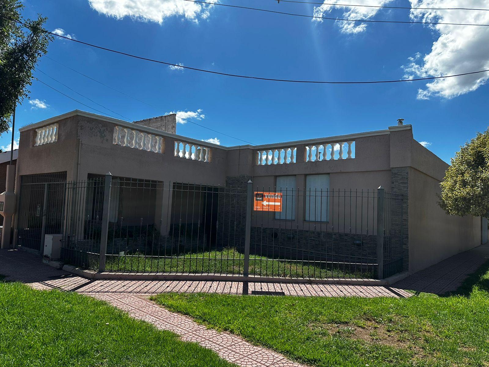 Casa en venta Barrio Jardin San Luis