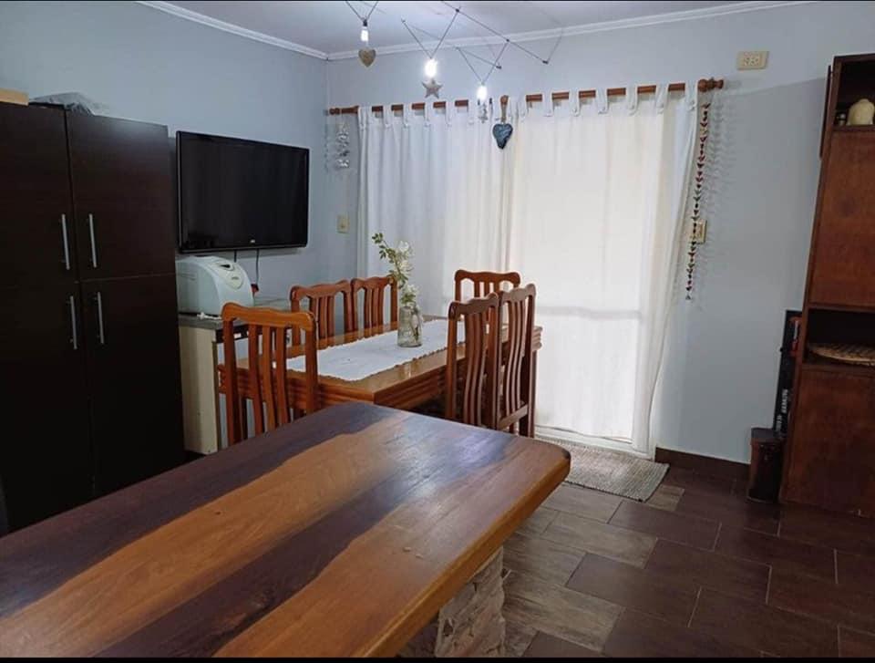 SE VENDE HERMOSA CASA ZONA JOHNSON ACERO AV.ALMAFUERTE