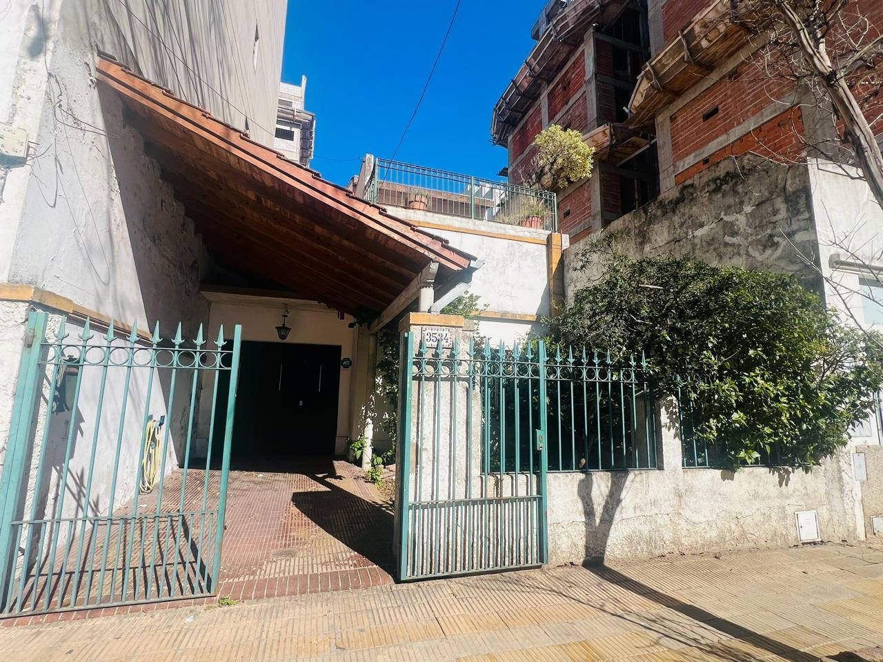 Lote en venta en Saavedra!