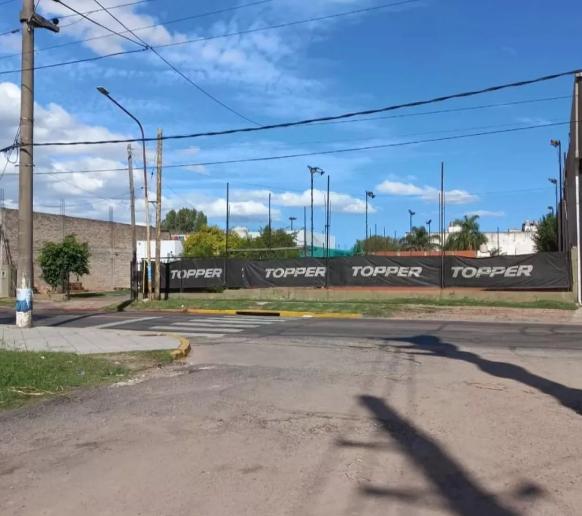 Venta lote de 1964 M2 sobre Av Venezuela - Villa Luzuriaga