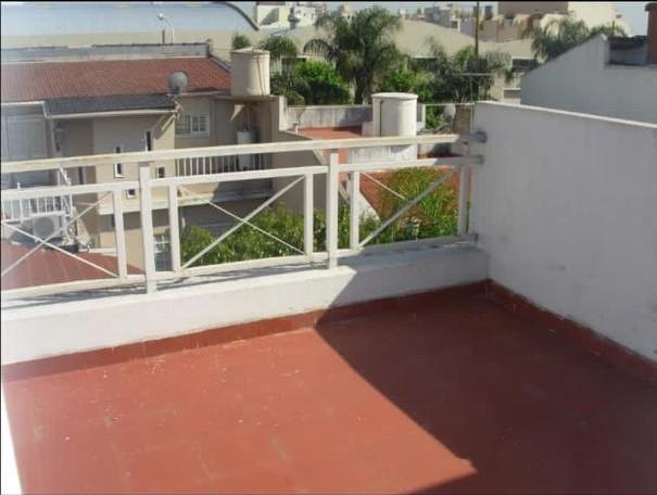 VENTA DE TRIPLEX 5 AMBIENTES