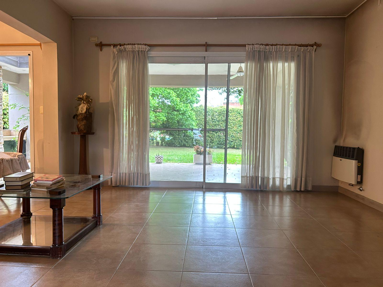 Casa en  venta nuevo golf 2D