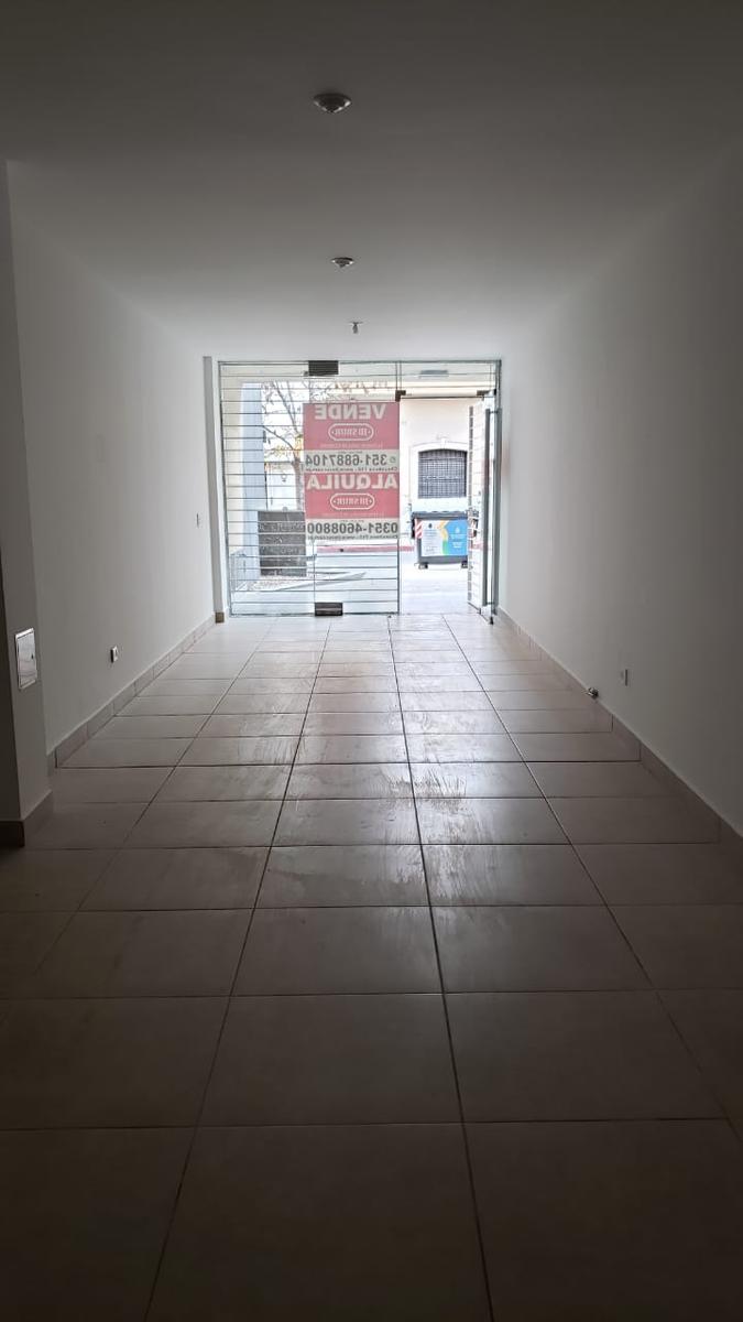 Local en  venta en Alberdi