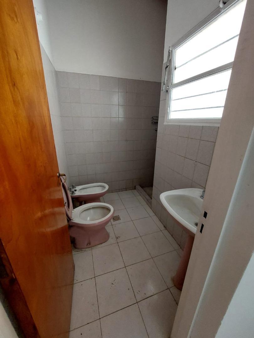 CASA EN VENTA! ALTA CORDOBA! SOBRE FRAGUEIRO!!