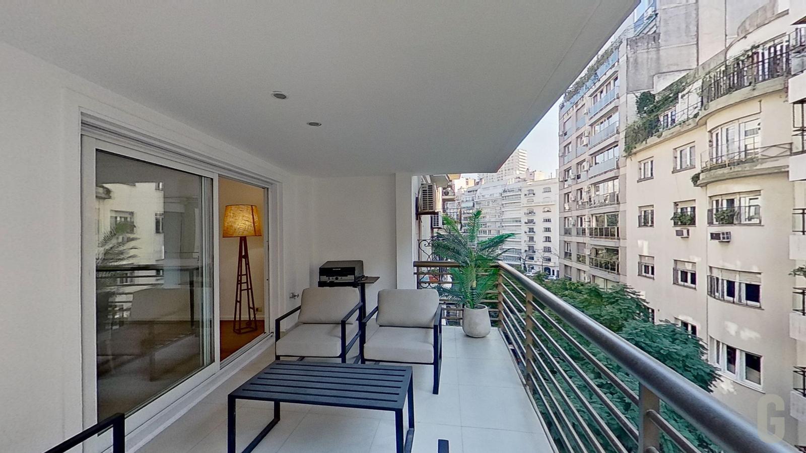 Venta Piso Departamento 3 Dormitorios Cochera Balcón Aterrazado 150 M2 Juncal y Uruguay Recoleta