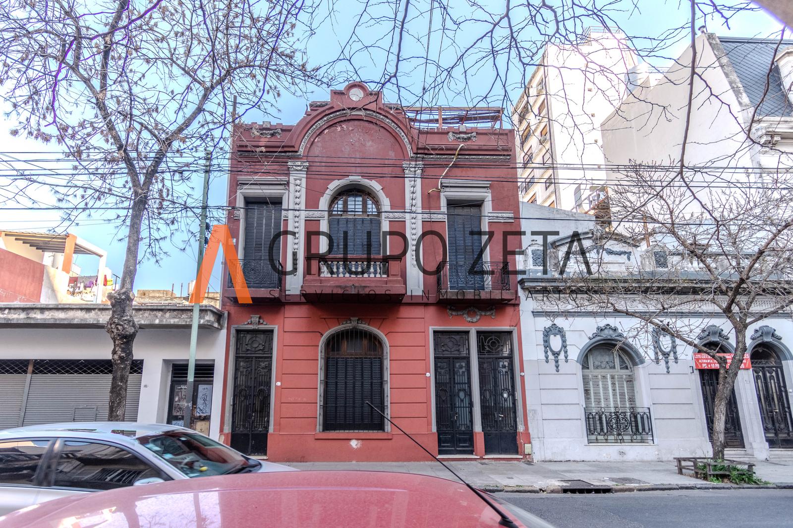 Gran y espacioso PH en Balvanera con Terraza y parrilla