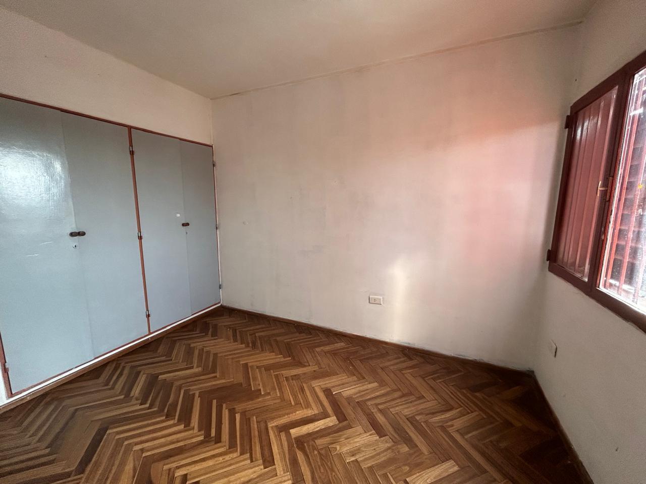 Departamento en  Av ALEM al 1700