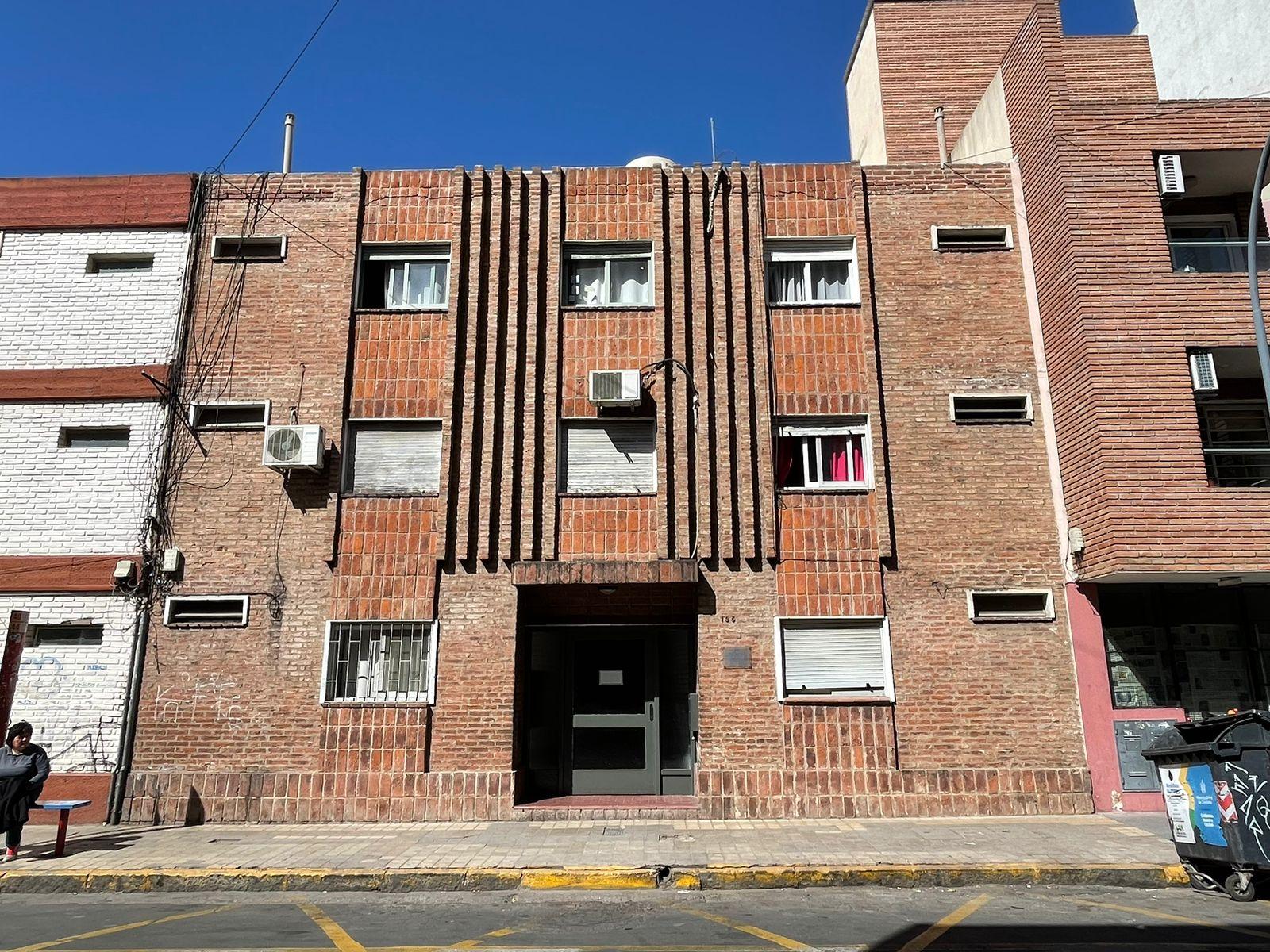 Departamento en Venta 1 Dormitorio  Centro Alberdi  ambientes renovados