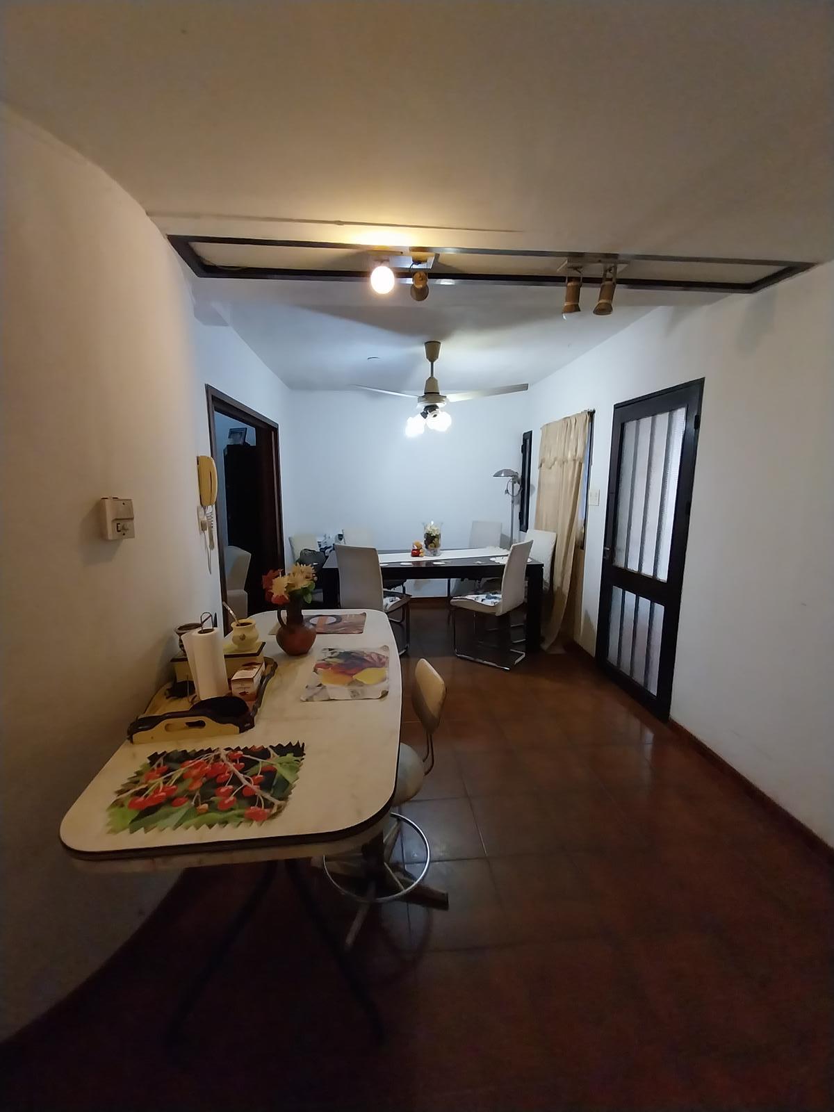 Duplex en venta sobre calle bulnes esquina ecuador