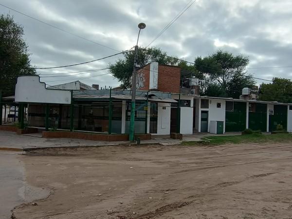 5 LOCALES EN BLOCK MULTI- FAMILIAR VILLA GESELL