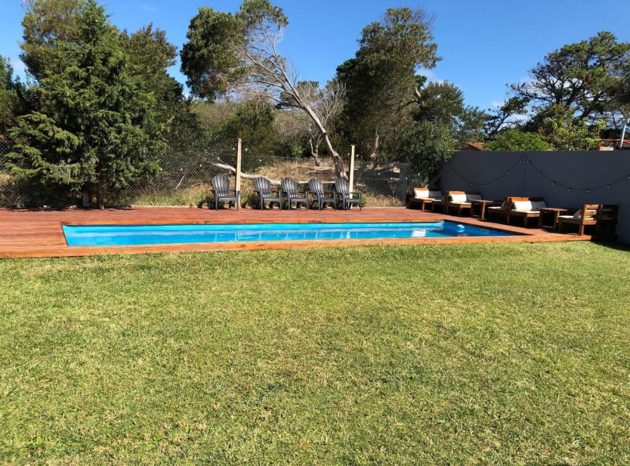 COMPLEJO CON PISCINA EN VENTA VILLA GESELL