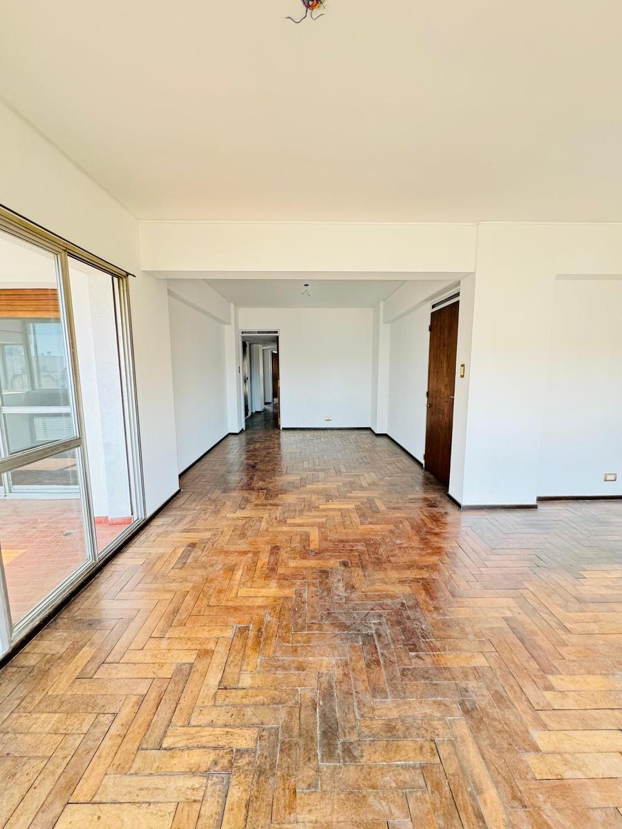 Atención: Semipiso 3 Dorm c/Cochera! 125 m2!