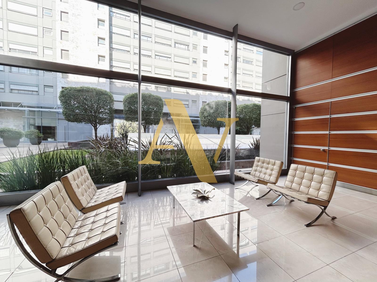 Departamento en venta de 4 ambientes con balcón