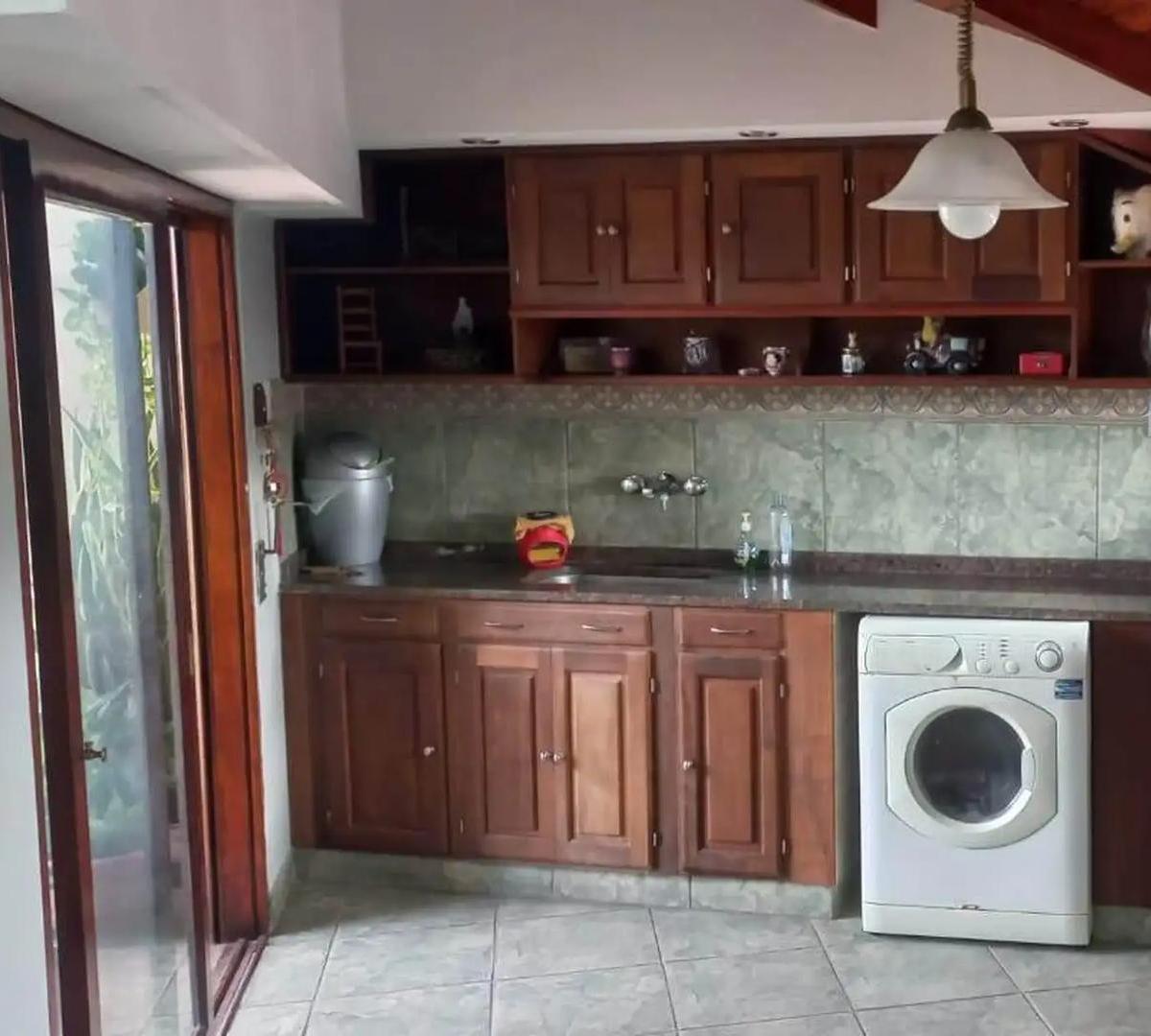 PH en venta - 2 Dormitorios 1 Baño - 150mts2 - Lanús