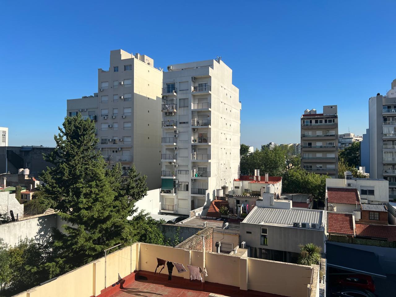 Tres ambientes semipiso a estrenar en el barrio de Agronomía - Muy luminoso - 2 cocheras