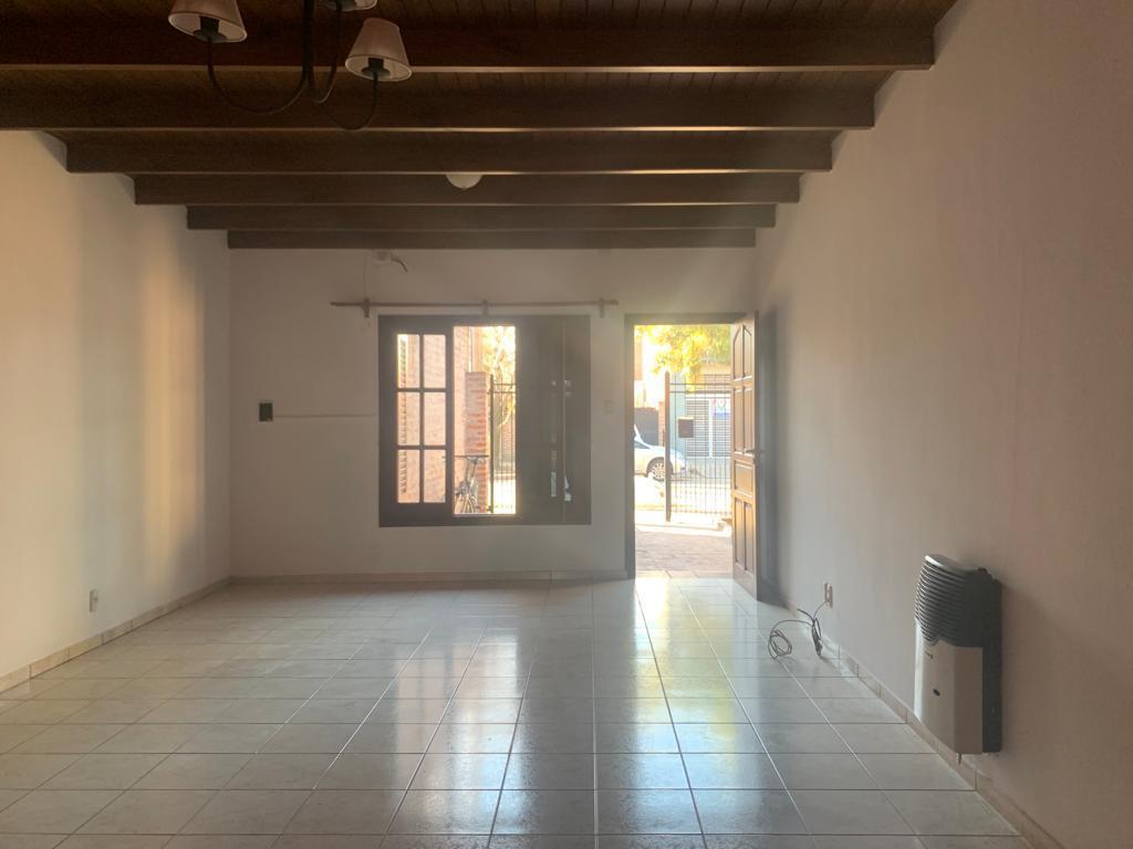 Casa en  venta, Bragado