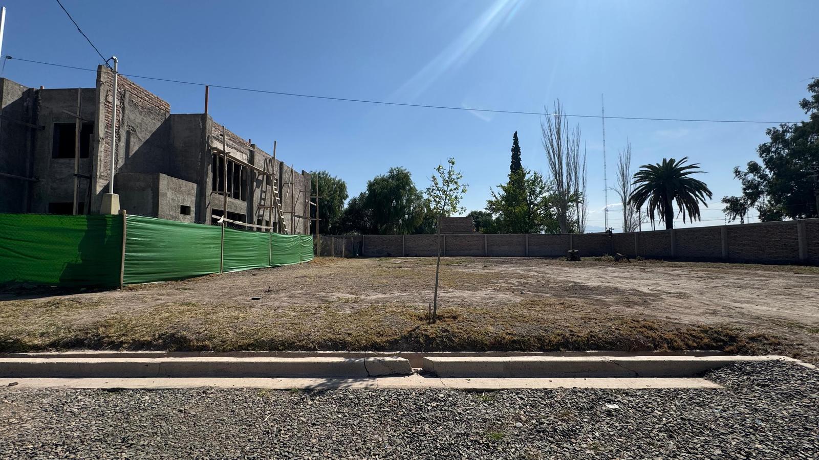 VENTA  TERENO 500 M2  B° SOL ANDINO II