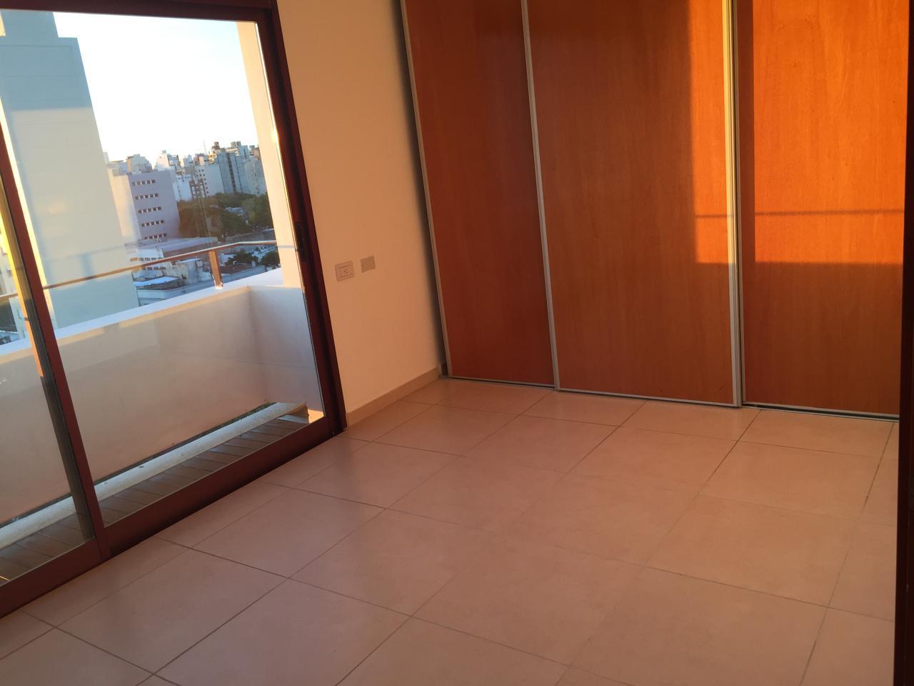 Departamento de 2 ambientes en Venta en 64 e/ 12 y 13