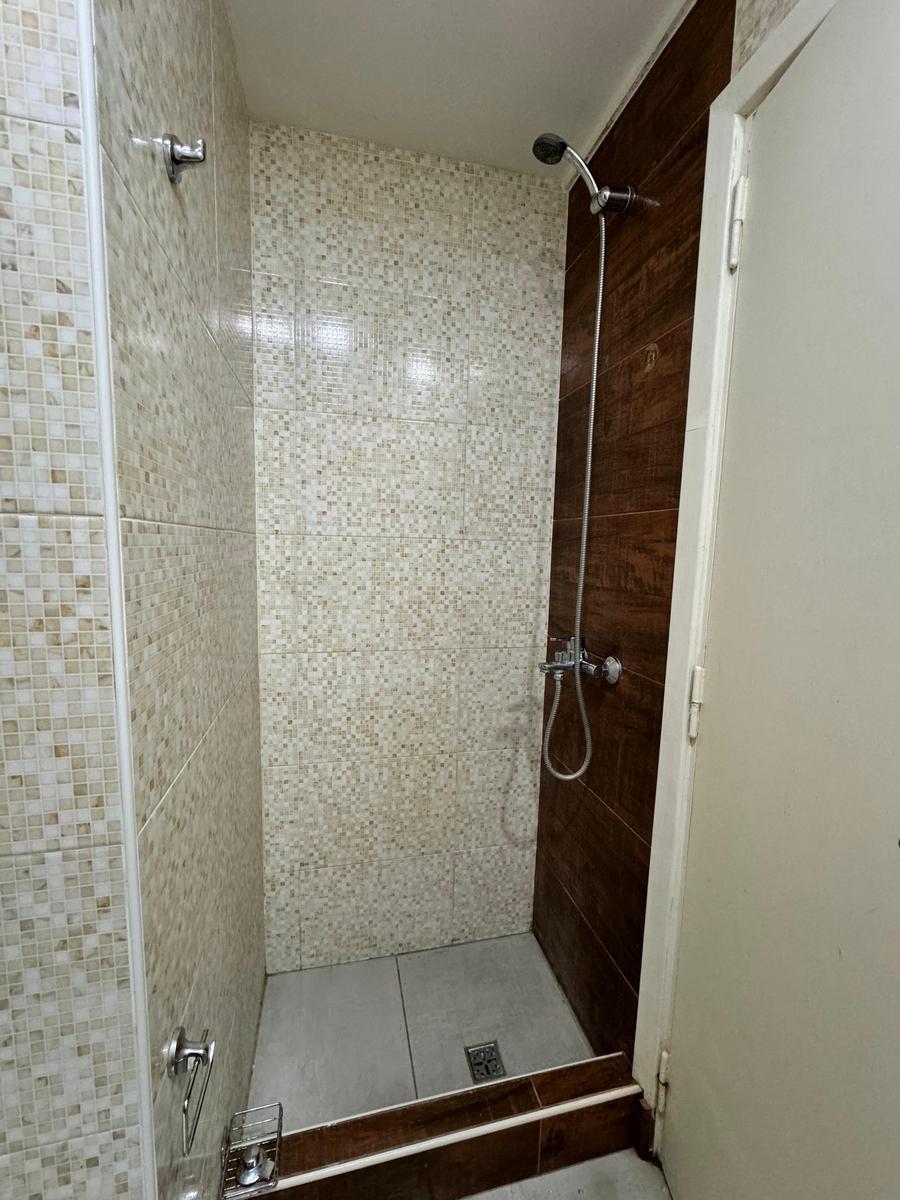 Departamento un ambiente. Corrientes 1600. Venta.