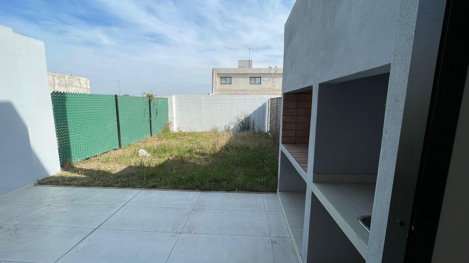 Duplex en oportunidad en La Calandria