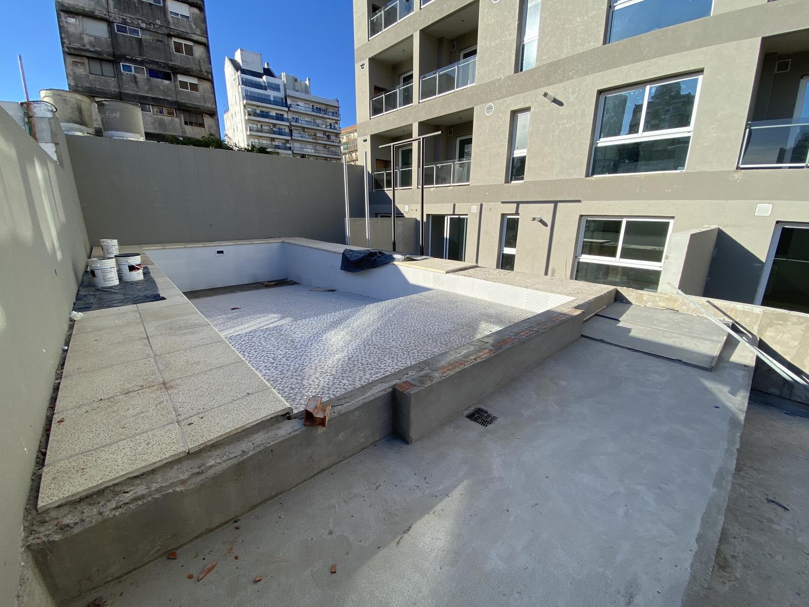 Venta Departamento Rosario zona Rio mono ambiente amplio parrillero piscina a estrenar financiacion