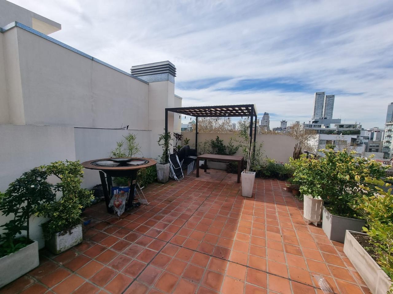 Departamento en  Venta con terraza propia en Palermo Hollywood con Cochera