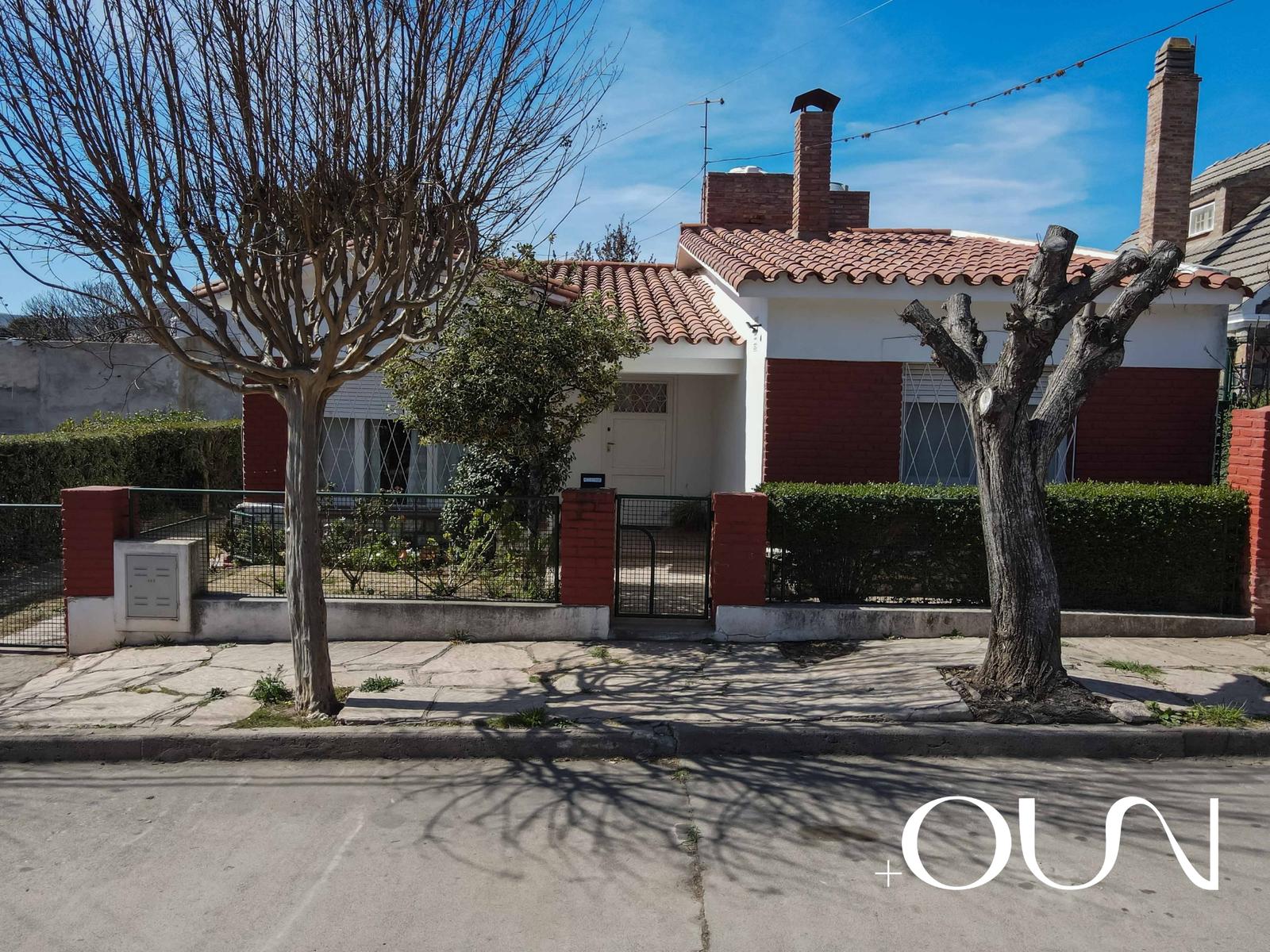 Casa en venta  en La Cumbre, Ubicación Centro.