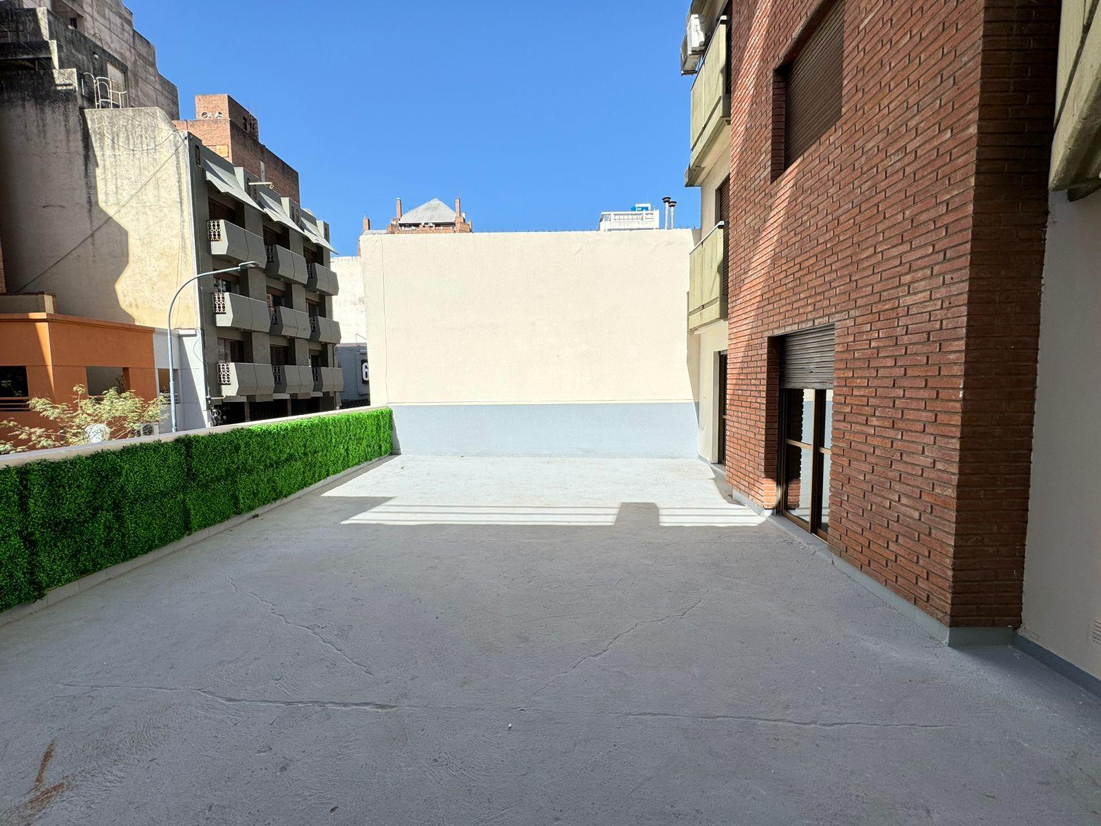 SE VENDEN 2 DOR. INCREIBLE TERRAZA!!!!!