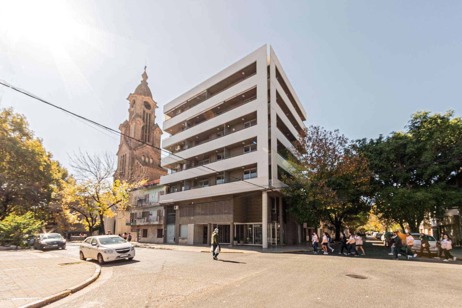 Local o oficina en colon 1800