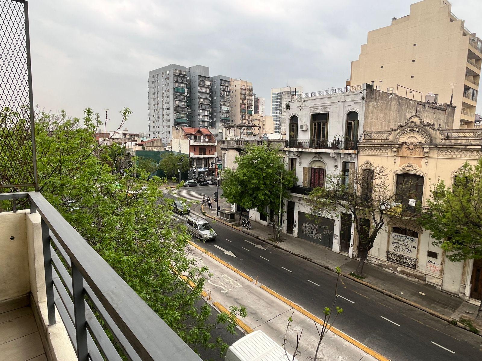 Monoambiente en Parque Patricios- Juan De Garay 2600/ Alquiler