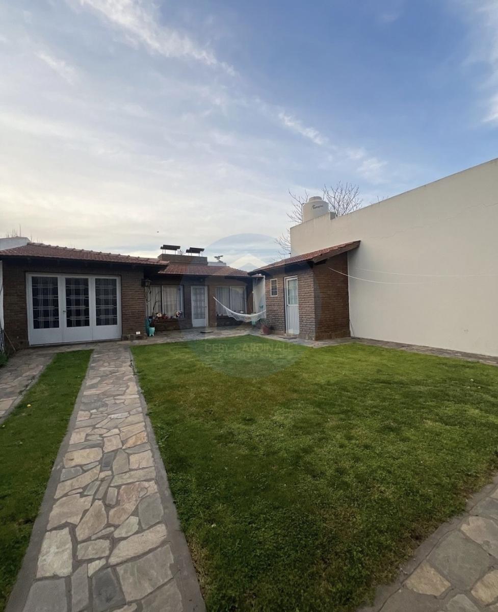 Casa a la venta zona Semicentrica 1ro de Mayo 1100, Tandil!